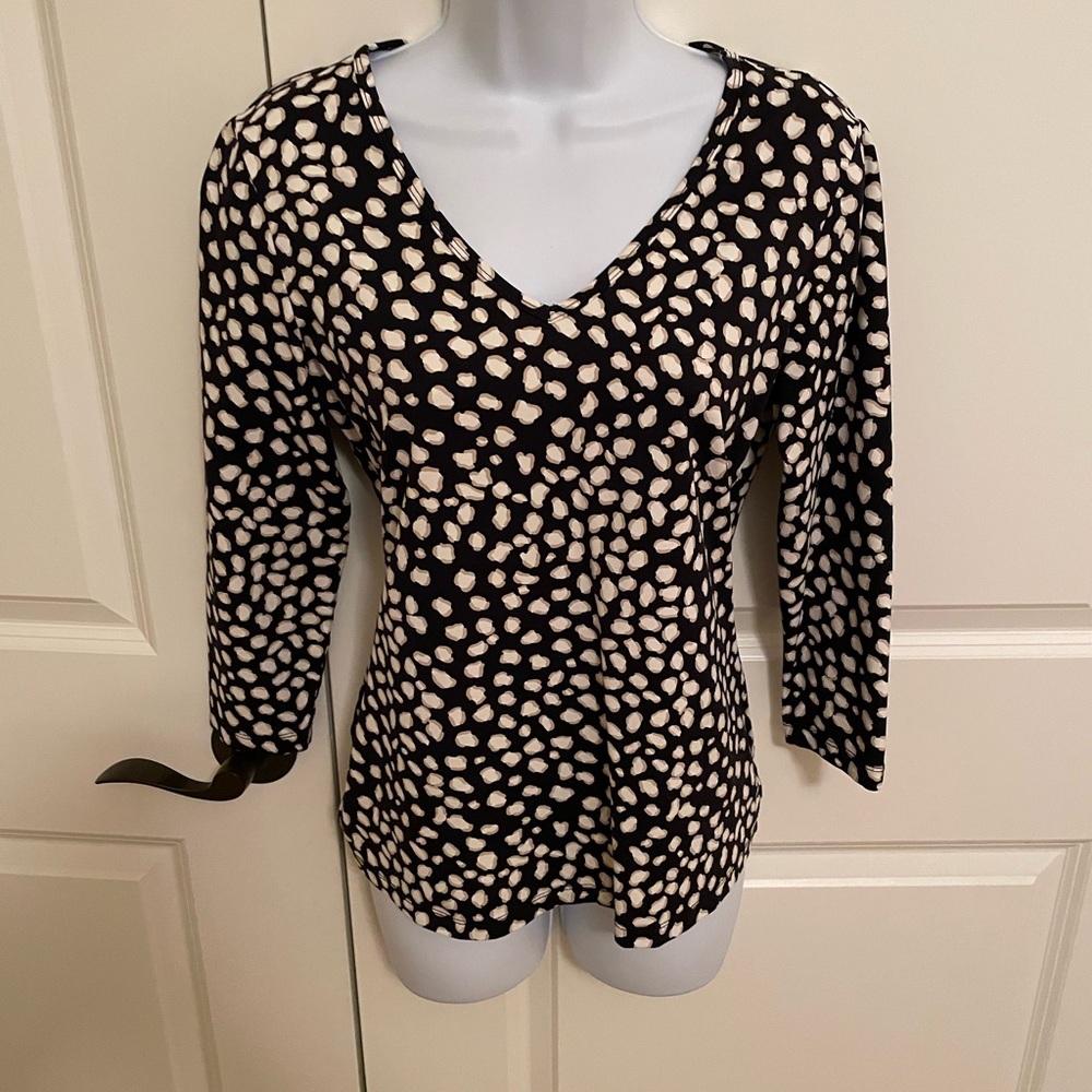 J McLaughlin animal print v-neck 3/4 sleeves Sz2